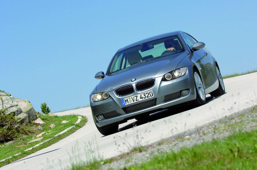  BMW 3-Series Coupe 2007 года  (фото 80 из 219)